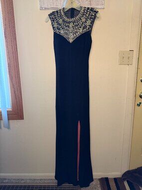 Betsy & Adam Women's Black Embellished High Neck Slit Prom Dress Size 2